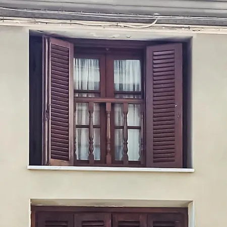 Будинок відпочинку 2 Bedroom Gorgeous In В'яреджо
